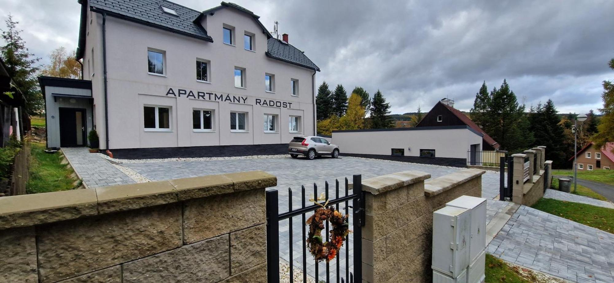 Kovářská Apartmany Radost מראה חיצוני תמונה