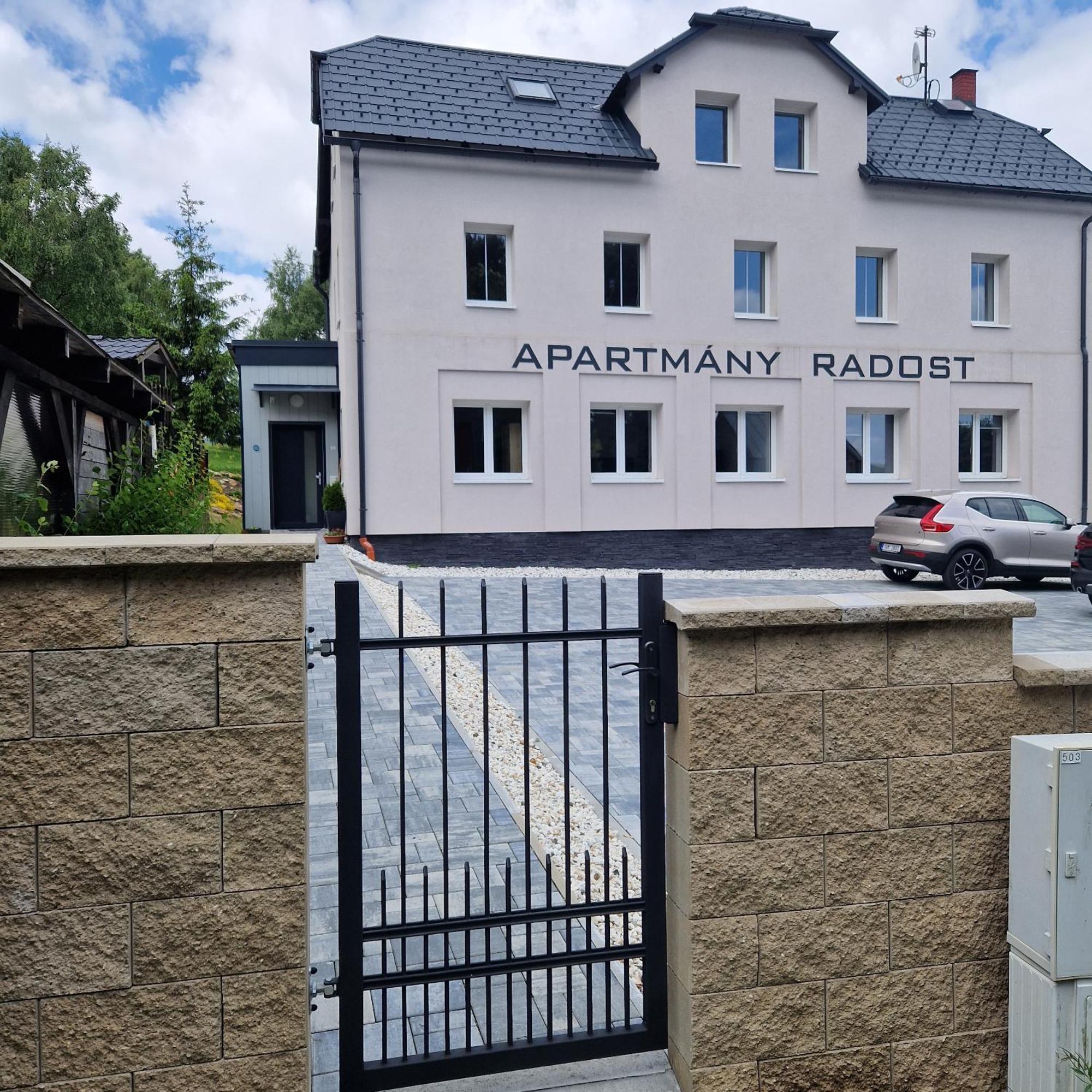 Kovářská Apartmany Radost מראה חיצוני תמונה